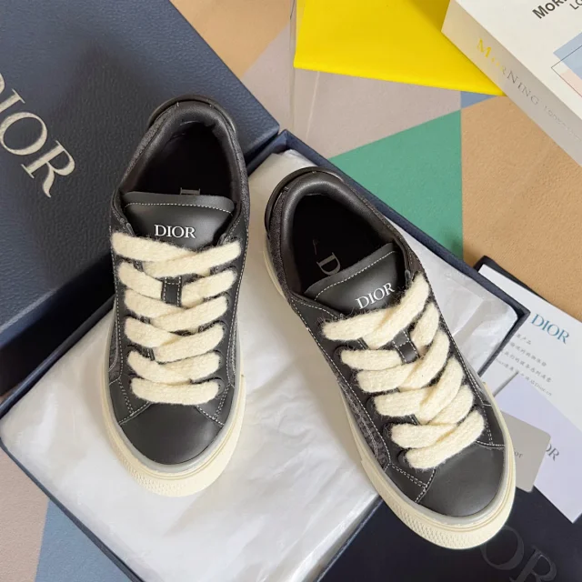 Dior Sneakers B33 product detail image 1