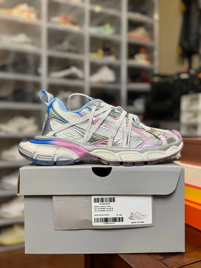 Balenciaga Sneakers 3XL Extreme Laces product detail image 18