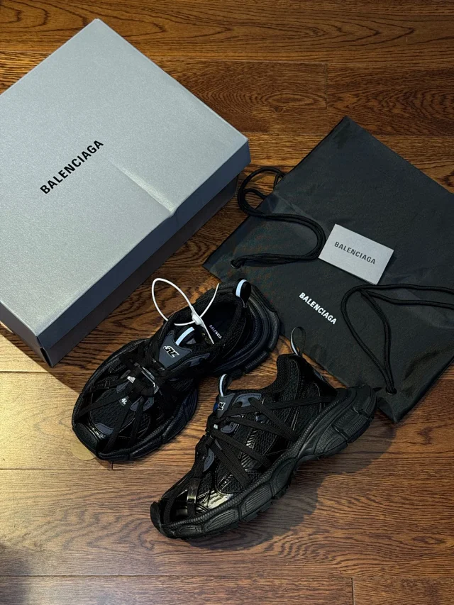 Balenciaga Sneakers 3XL Extreme Laces product detail image 4
