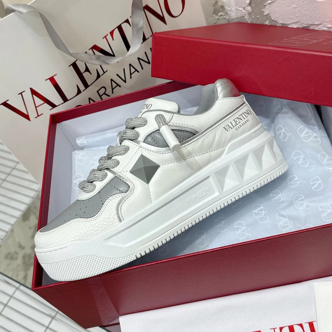 Valentino Trainers with Strap ( 15 + styles) foto 5