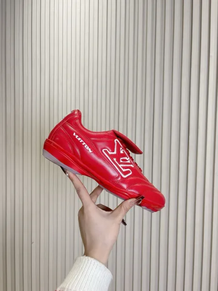 Louis Vuitton Trainer Pink Suede Sneakers - 20