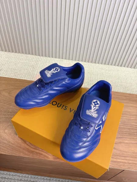 Louis Vuitton Trainer Pink Suede Sneakers - 34