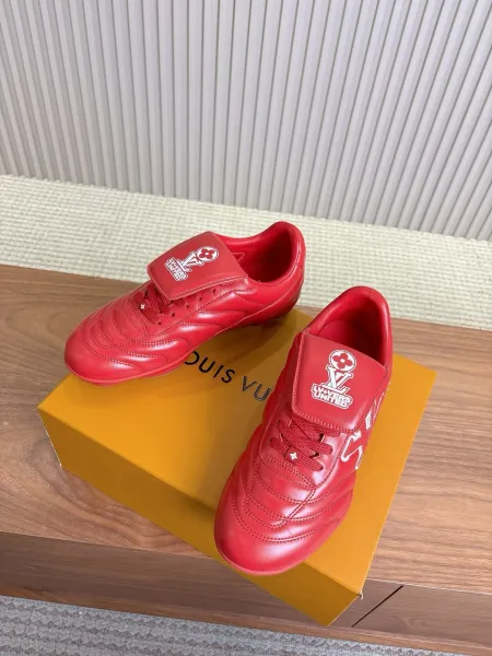 Louis Vuitton Trainer Pink Suede Sneakers - 22