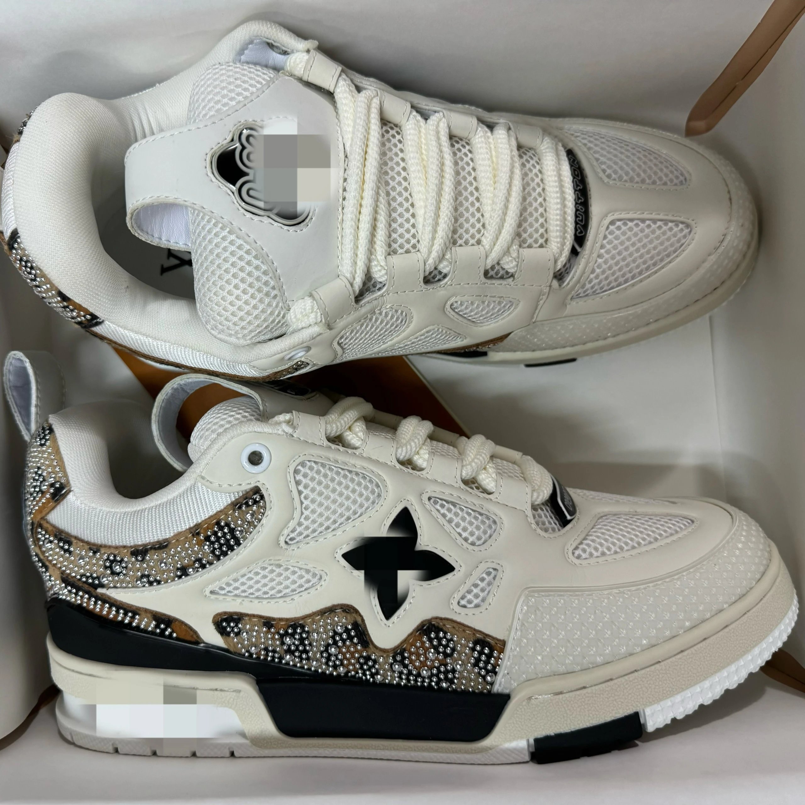 Off-White