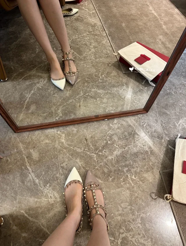 Valentino Garavani Casual Shoes Pointed-Toe Studded Ballet Flats product detail image 53
