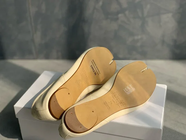 Maison Margiela Leather Shoes Tabi split-toe ballet flats product detail image 65