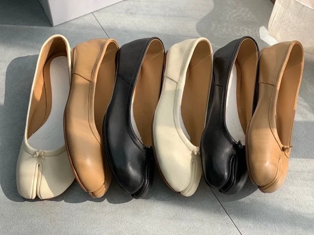 Maison Margiela Leather Shoes Tabi split-toe ballet flats product detail image 57