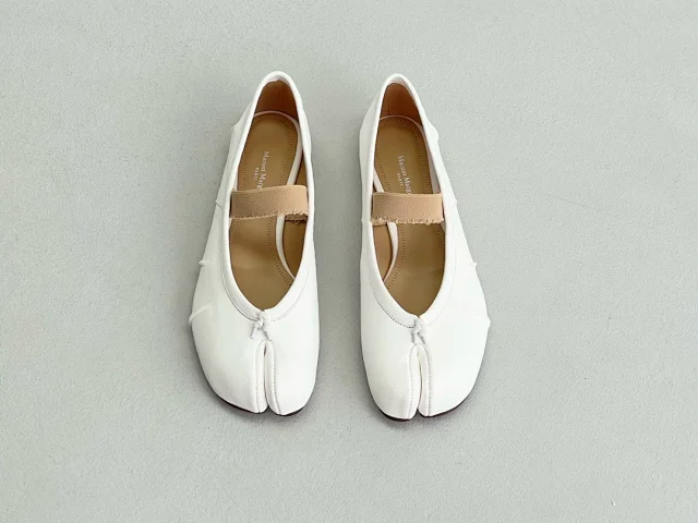 Maison Margiela Leather Shoes Tabi split-toe ballet flats product detail image 30