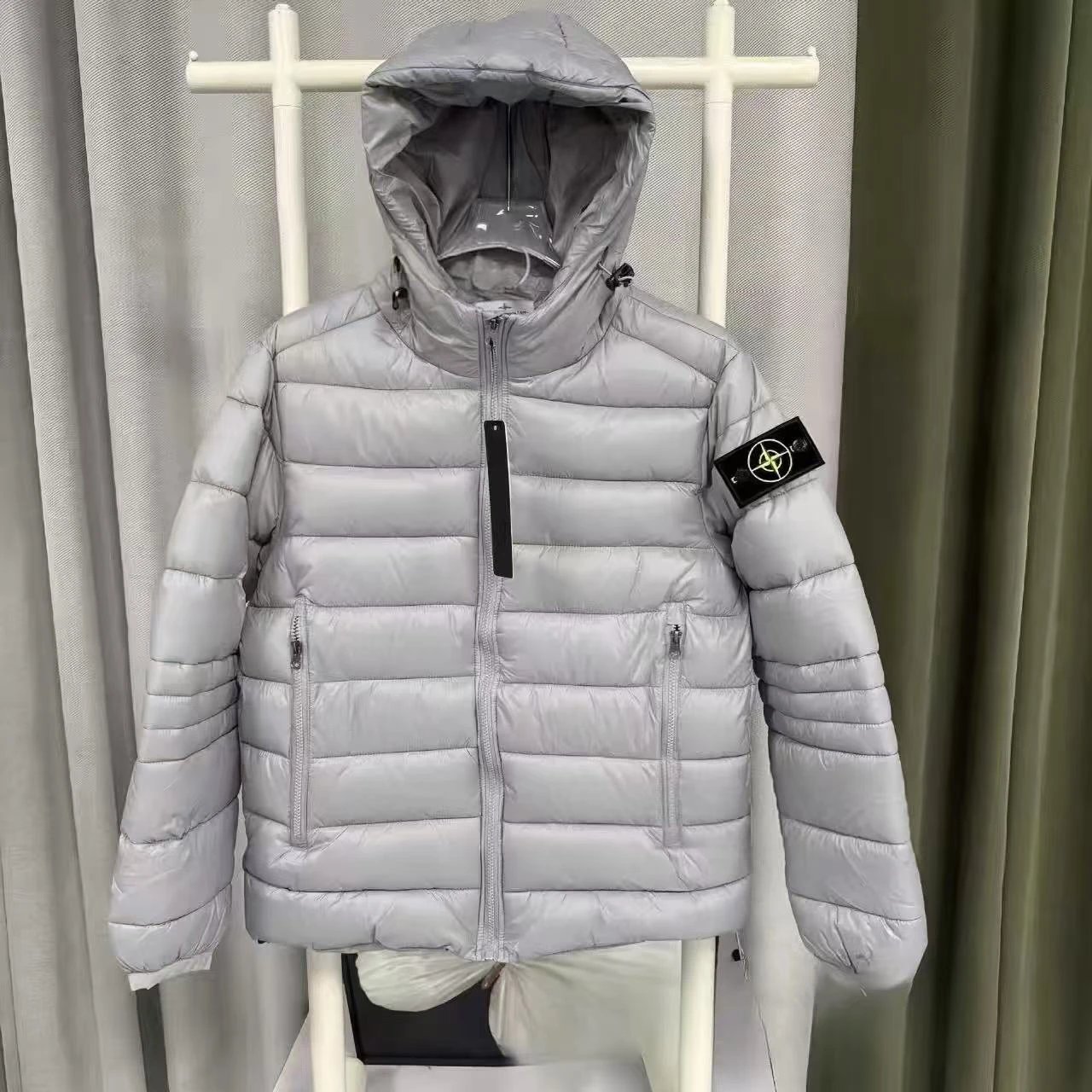 跨境外贸大鹅石头棉服男女同款保暖纯色连帽徽标棉服系列外套WhatsApp86 18359305797 9