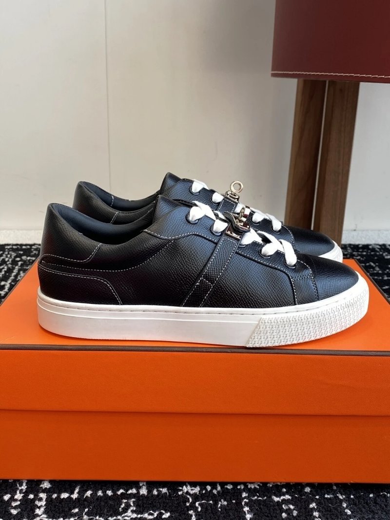 Lock H White Sneakers - Versatile And Comfortable Casual Shoes