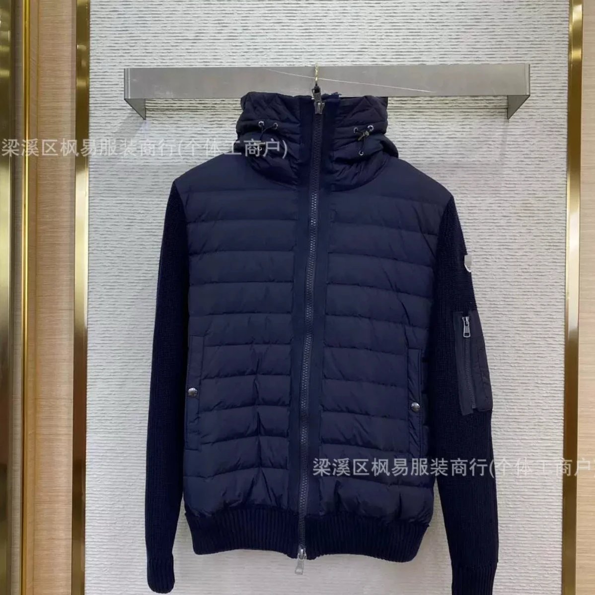 Blue white label