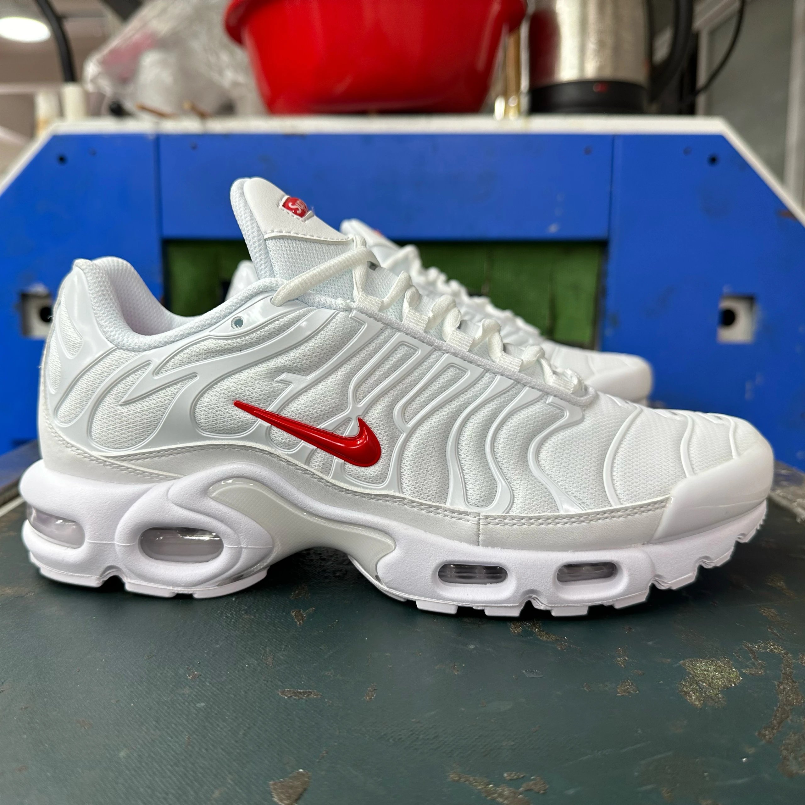 Supreme White/DA1472-100