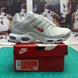 thumbnail for AIR MAX PLUS atmospheric cushion, PU midsole, RB outsole, mid-waist with TPU, classic high-end quality, color constantly updated, long-term replenishment, never stop yarding, rest assured to place an order, the main promotion!