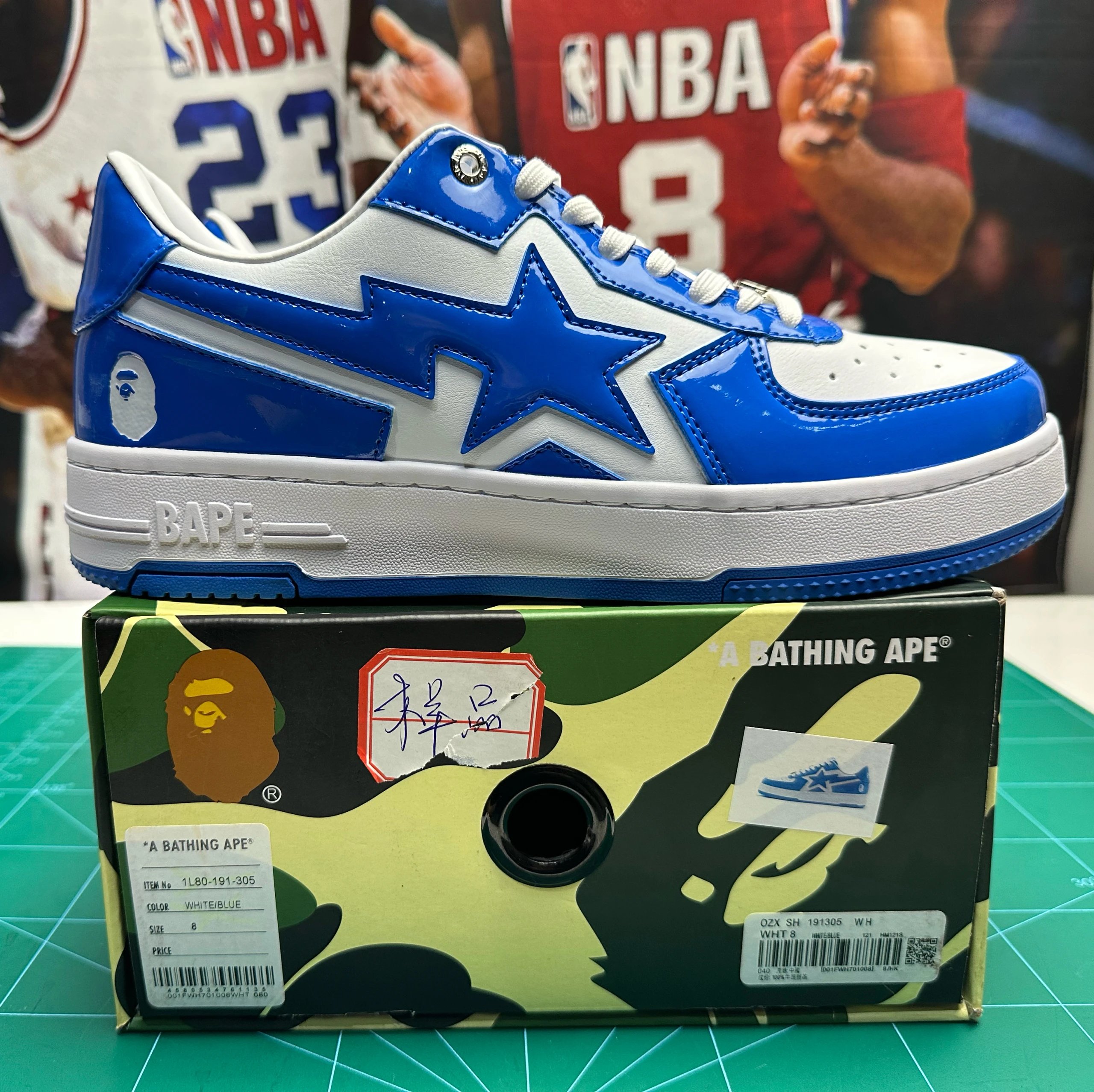 Icon Low White Blue