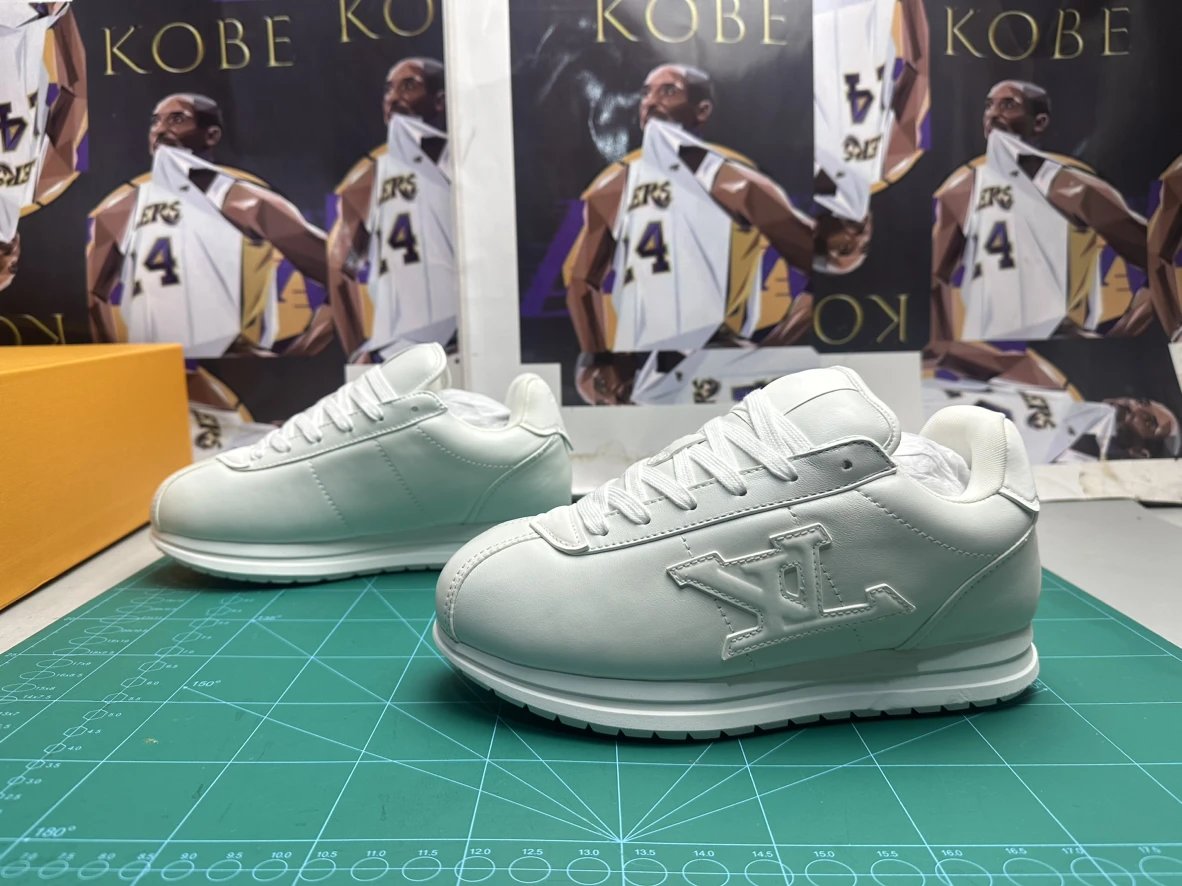 Nigo co-branded model FW25Buttersoft is purely handmade!