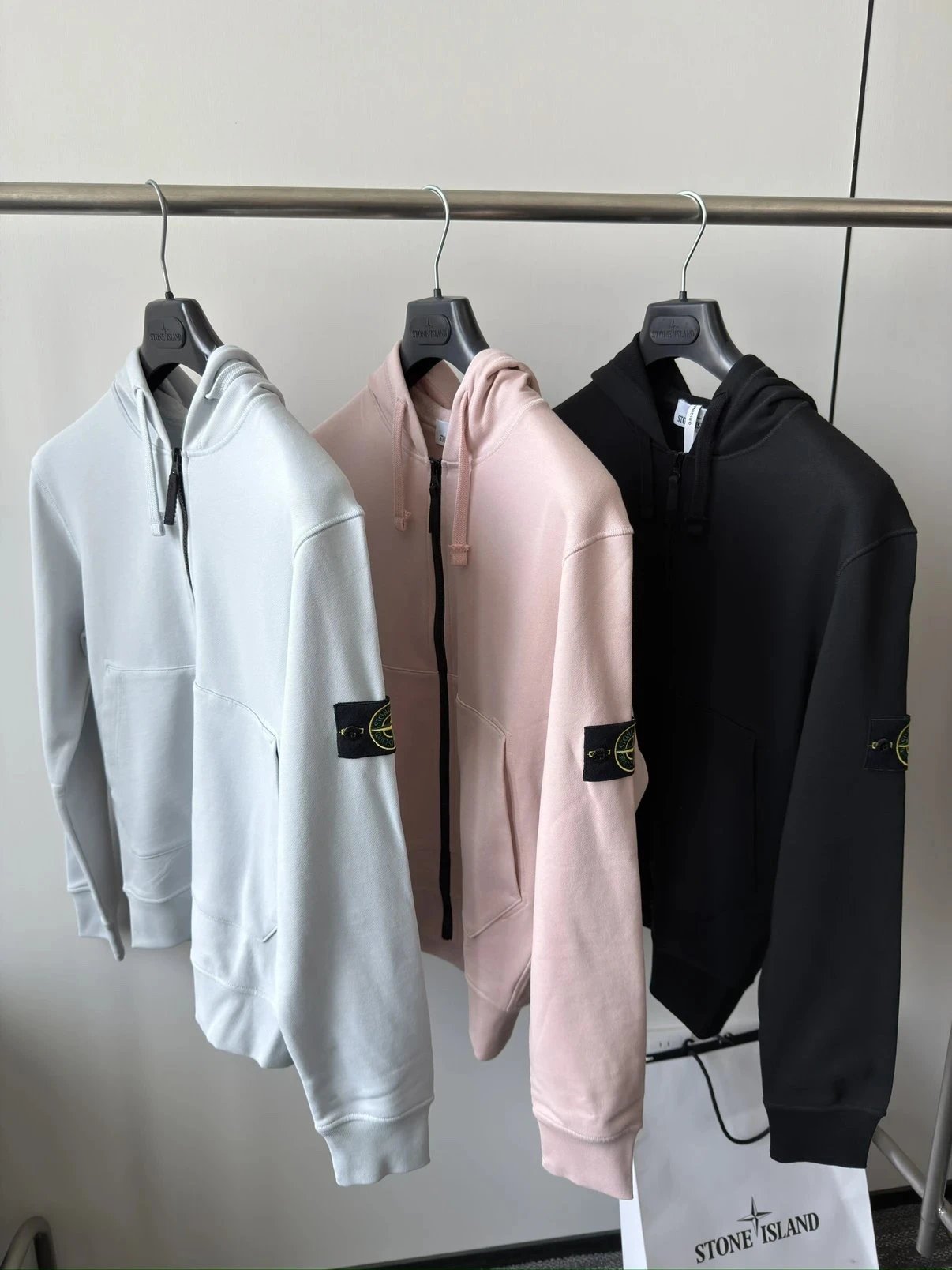 JUDX/쥬디 ships today