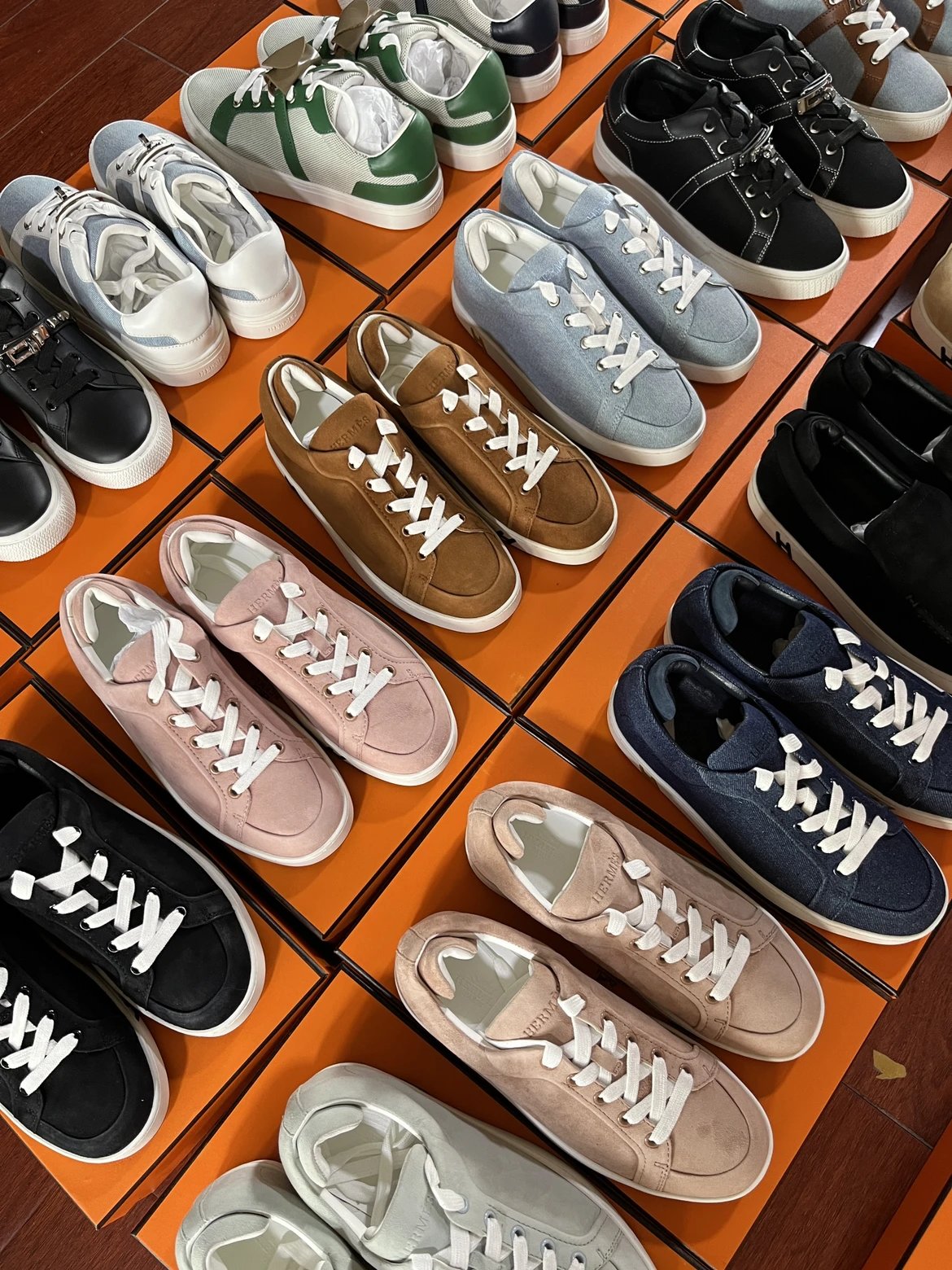 Women's Sneaker A4-158