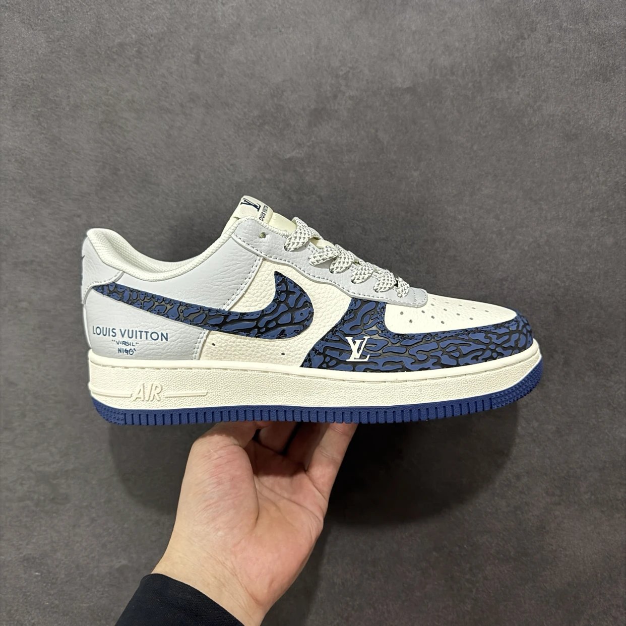 【定制版】Nike Air Force 1 Low 07 x Louis Vuitton 蓝白灰满天星