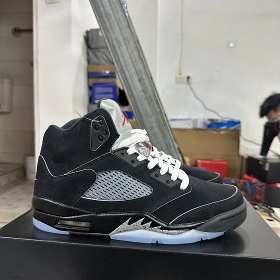Y3 Batch/Ai Jo5 "BLACK METALLIC REIMAGNED" Fashionable, Versatile, Anti slip, Wear resistant, High top Retro Basketball Shoes Men's Black Latex Insole