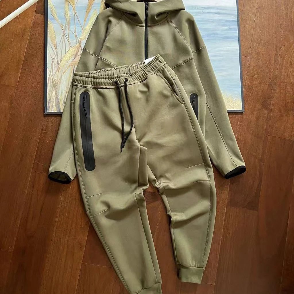 绿色双侧拉链套装