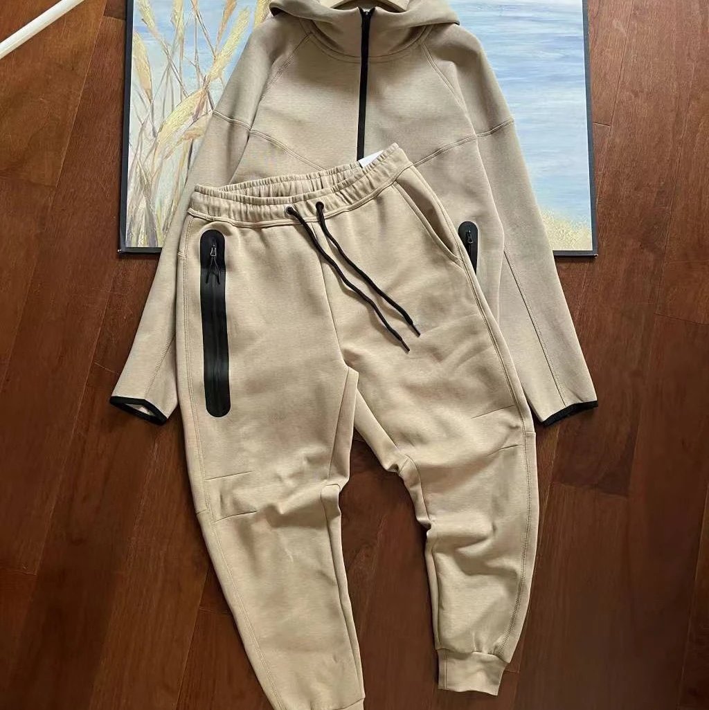 卡其色双侧拉链套装