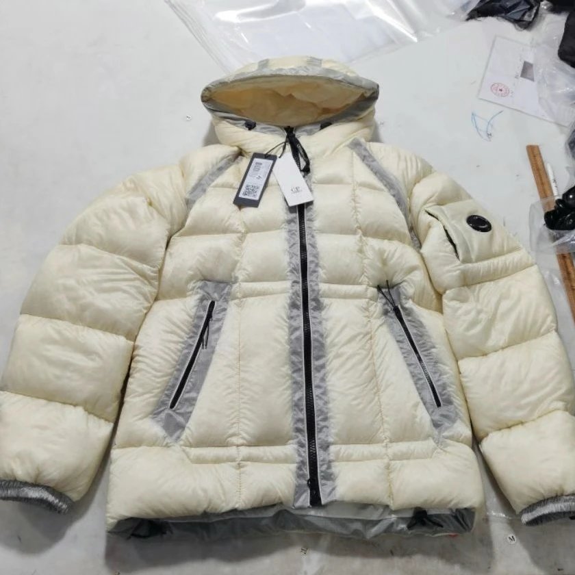 02cp  white