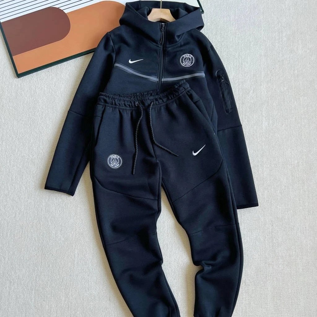Black 276662