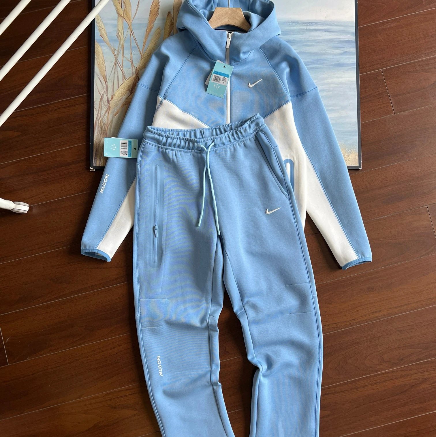 Blue White Noc. 277038