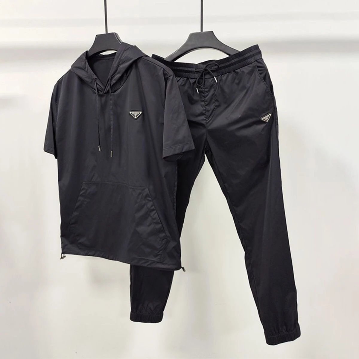 欧洲站夏季透气防晒连帽两件套休闲时尚帅气薄款夏季短袖长裤套装