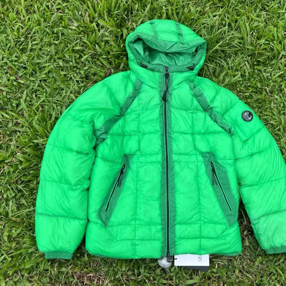 01 light green