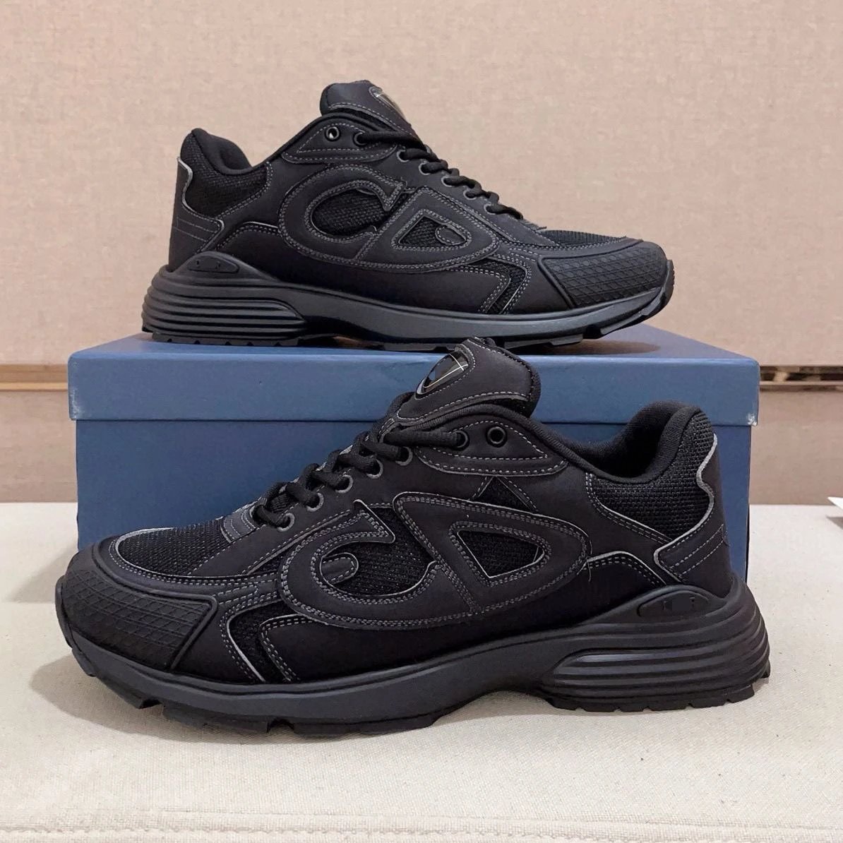 New B30 Versatile Fashion Sneakers