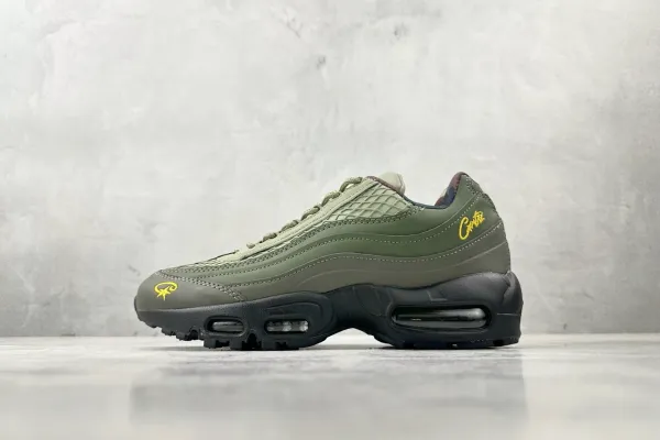 Nike Air Max 95 Black Quilted Leather Sneakers - 7