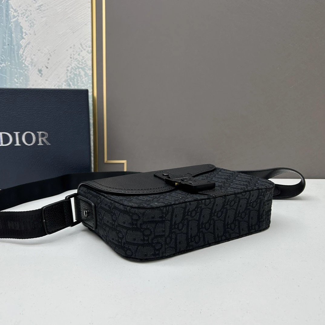 Dior Oblique Camera Bag Black Crossbody Bag - 7