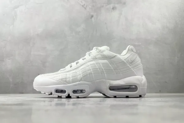 Nike Air Max 95 Black Quilted Leather Sneakers - 8