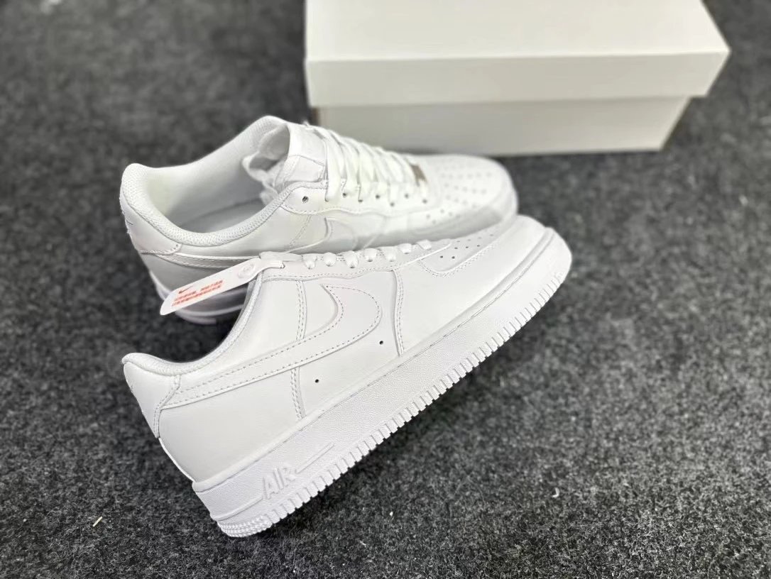 Nike Air Force 1 Low Wheat Sneakers - 6