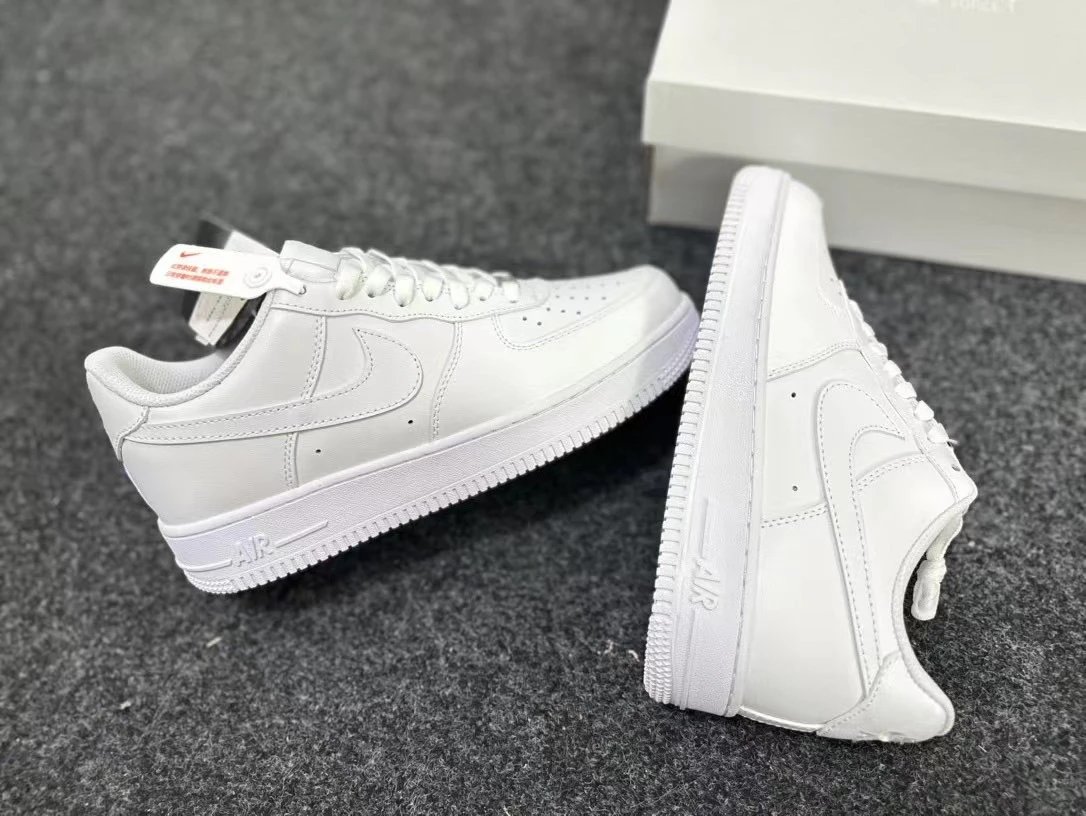 Nike Air Force 1 Low Wheat Sneakers - 8