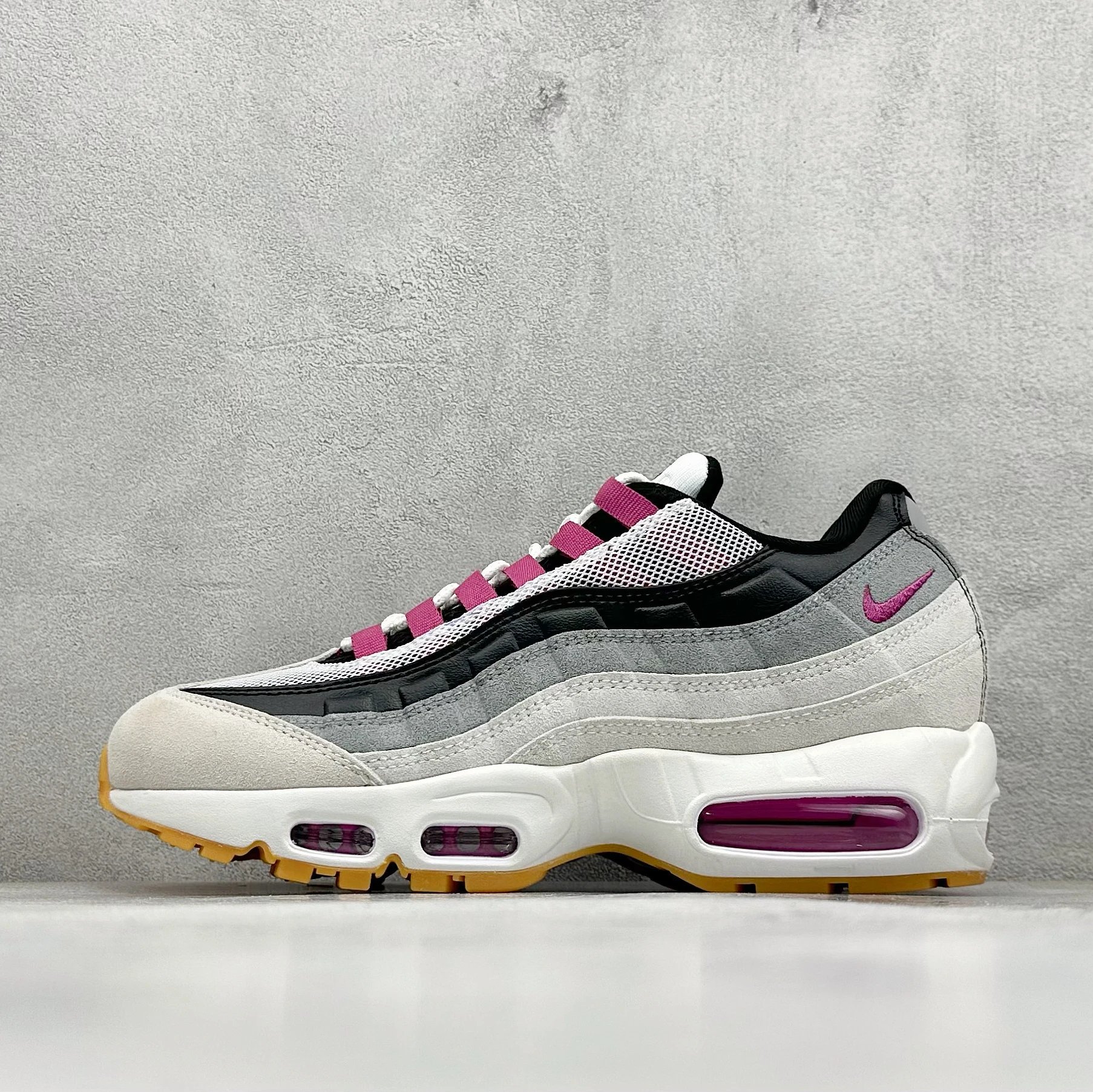 Nike Air Max 95 Pink Foam Sneakers - 1
