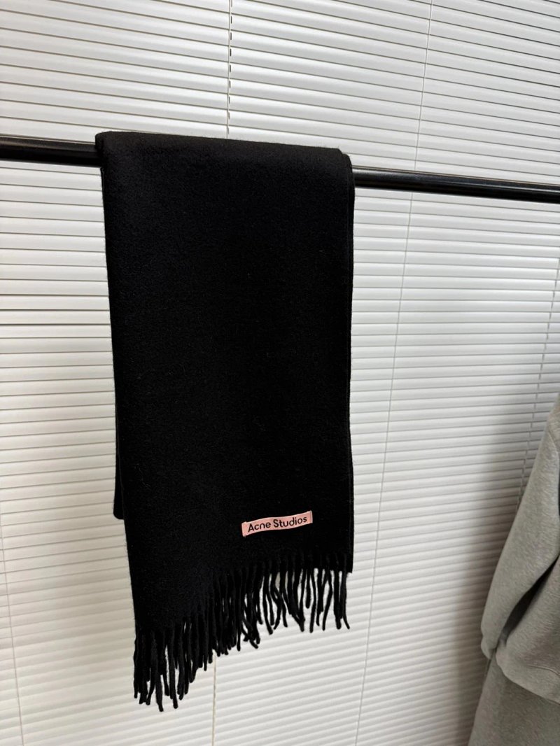 Scarf from Yin Kuang's Shop