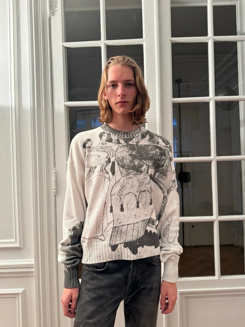 Sweater from Yin Kuang's Shop