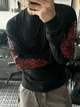 thumbnail for 半折清仓福利！自主CH藤蔓暗红麒麟臂马蹄长袖 做货人出品/拆版开发