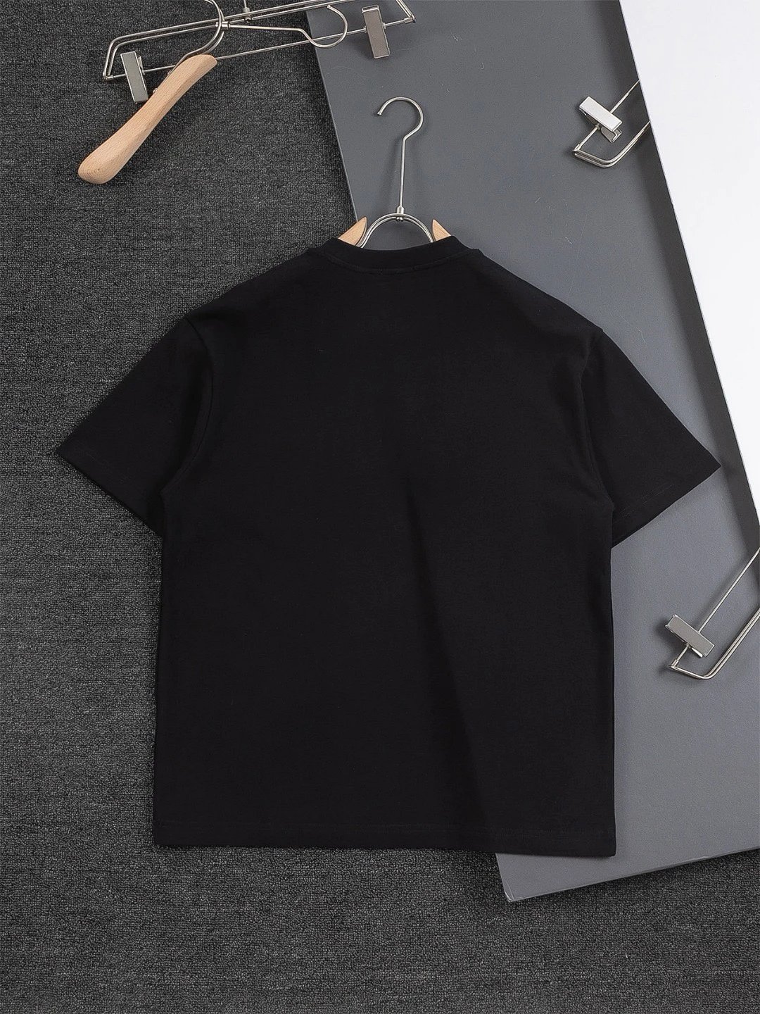 Loewe Scribble Logo Black T-Shirt product detail 14 in Litbuy spreadsheet finds