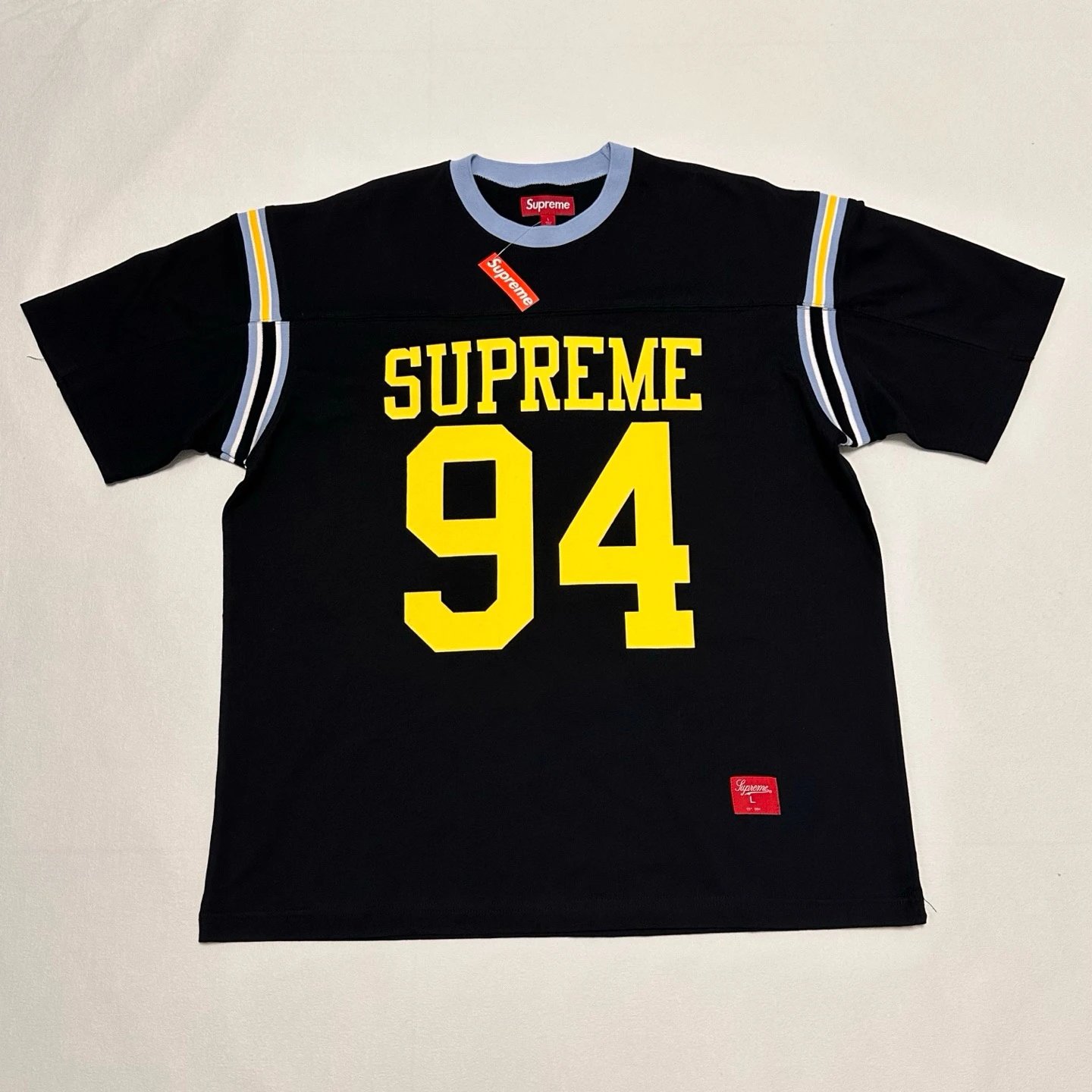 Supreme Logo T-Shirt foto 3