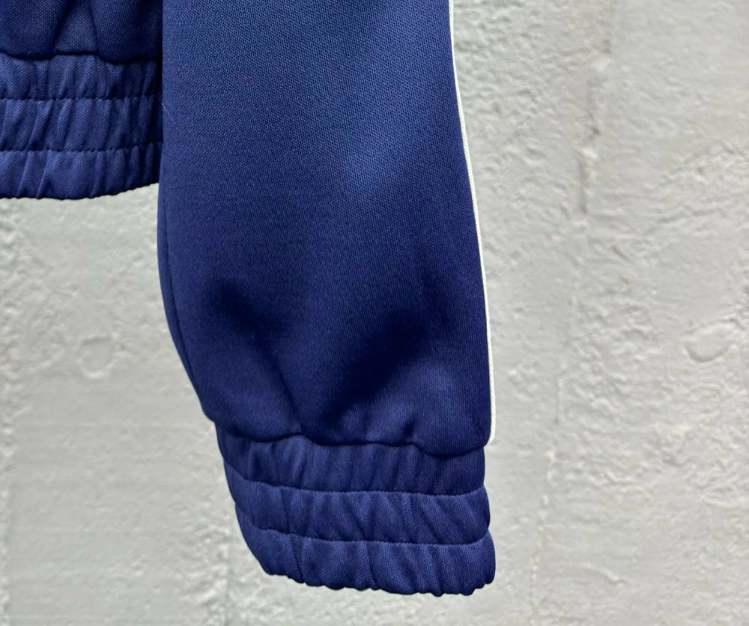 Track Jacket [1 style]