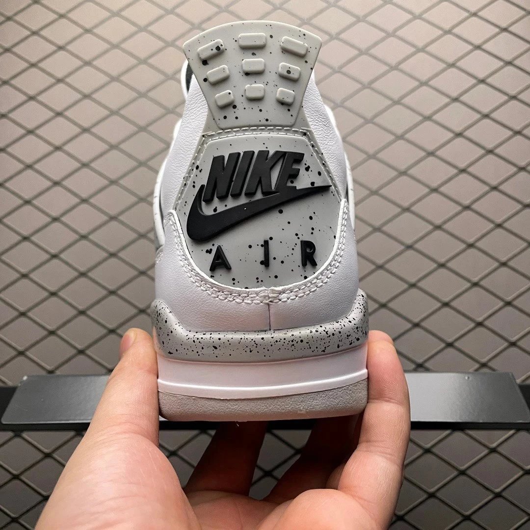 Air Jordan 4 Retro 'Bred' Purple Sneakers - 10