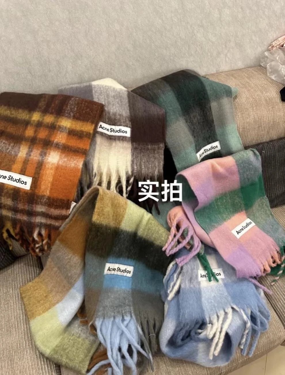 New autumn and winter thick and warm rainbow colored plaid scarf, European and American looped yarn, thick tassel, color blocked shawl