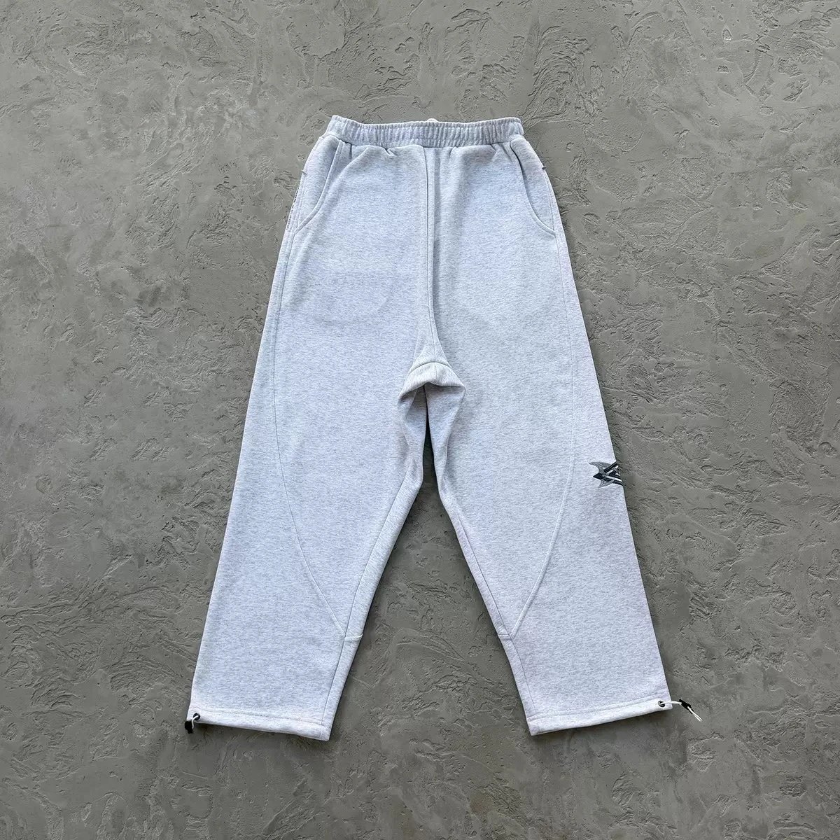 Off-White™ Diagonal Arrow Sweatpants Gray - 9