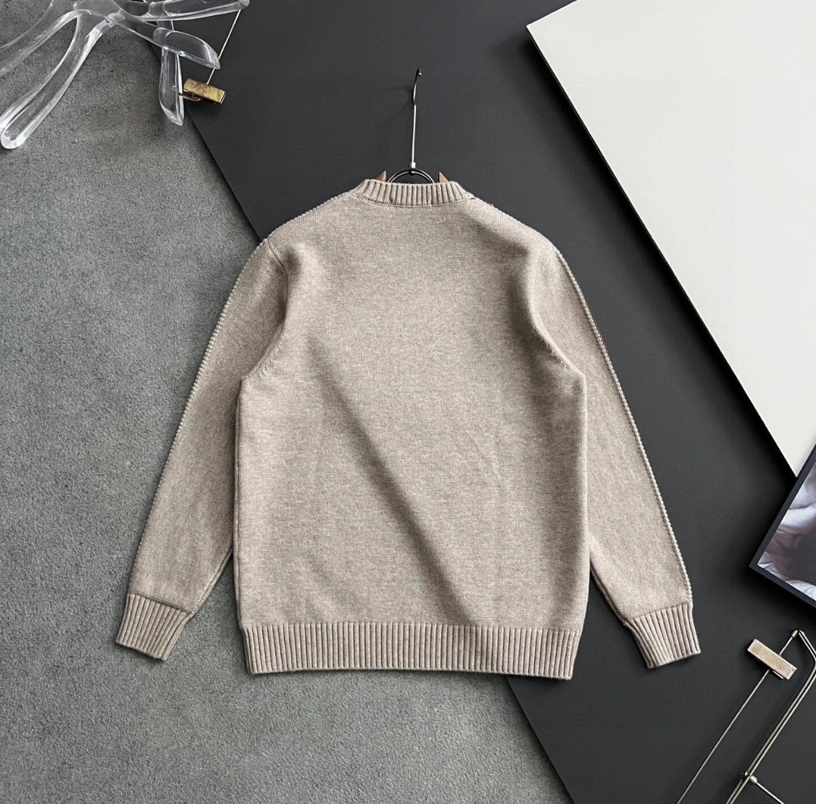 Design Ribbed Detail Crewneck Beige Sweater - 15