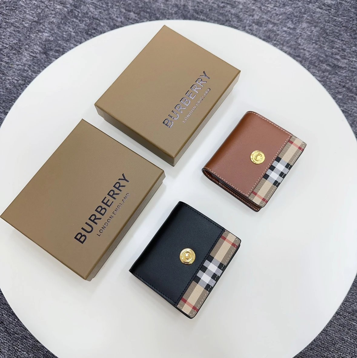 Burberry Horseferry Check Card Holder Black and Beige Wallet - 4