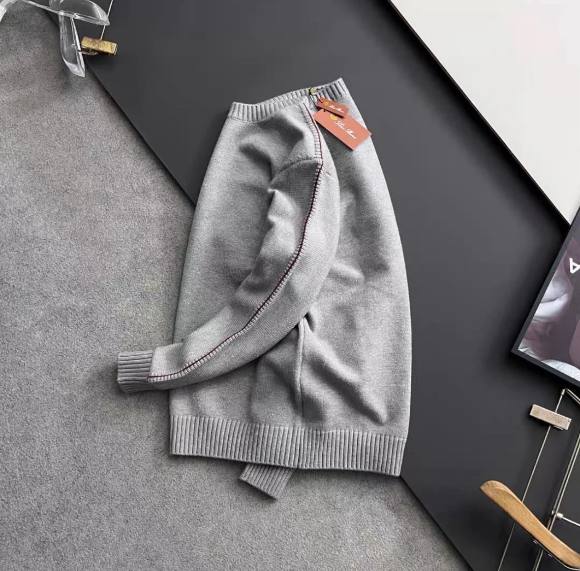 Design Ribbed Detail Crewneck Beige Sweater - 28