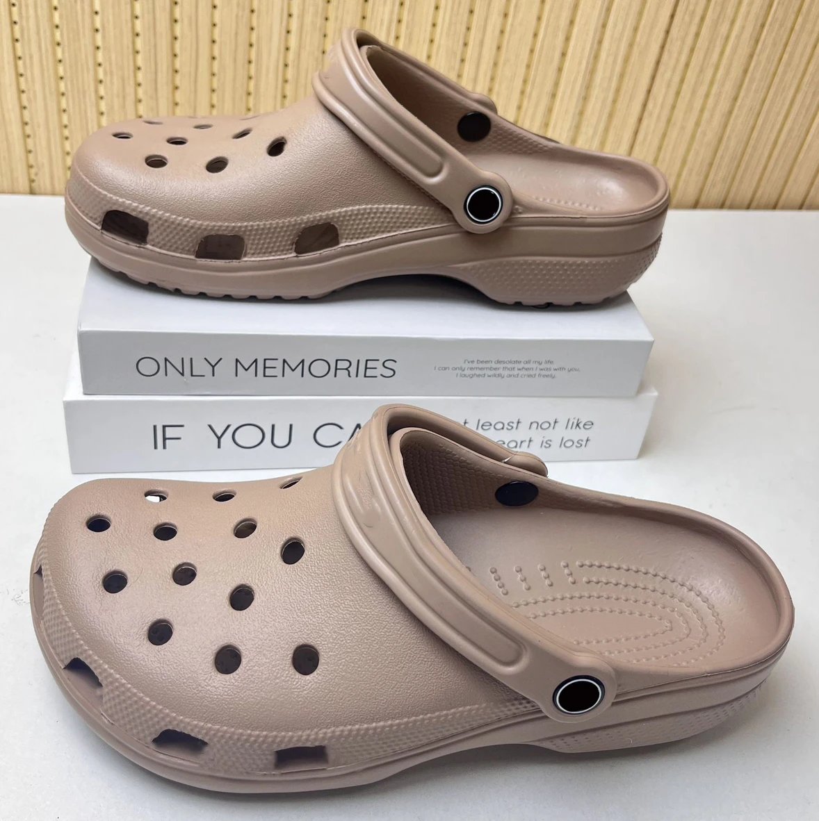 Crocs Classic Clog Pink Shoes Sandals - 7
